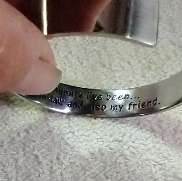 Silvertone cuff bracelet daughter in law - Picture 7 of 7